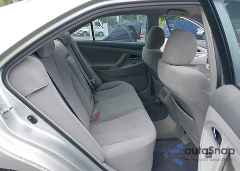 2011 Toyota Camry Le z USA, uszkodzony, nr VIN 4T1BF3EK4BU161767